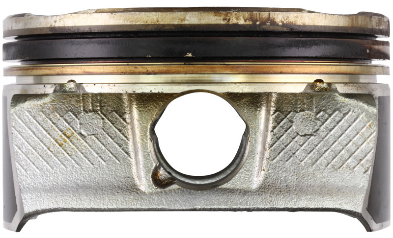 Example of a clean piston after using AMSOIL product.